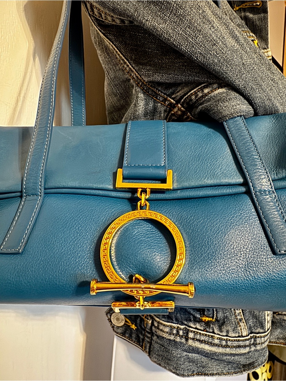 RARE Vintage Gianni Versace Blue Leather Greca Jewel Shoulder Bag – 1990 - Picture 2 of 12
